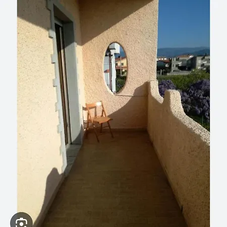 Luisa - Am アパート *